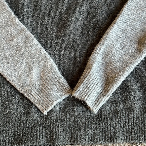 Karen Kane Color Block Sweater Size M - Picture 9 of 10